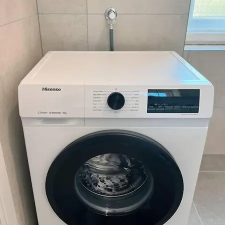 New Design Studio Kingsize Bed Апартаменты